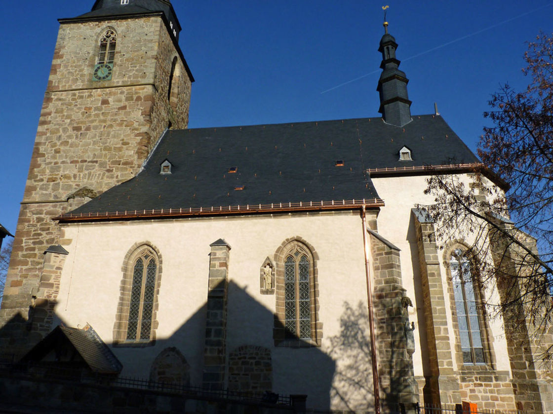 Abbau des Gerüstes an der Südseite (Foto: Karl-Franz Thiede)